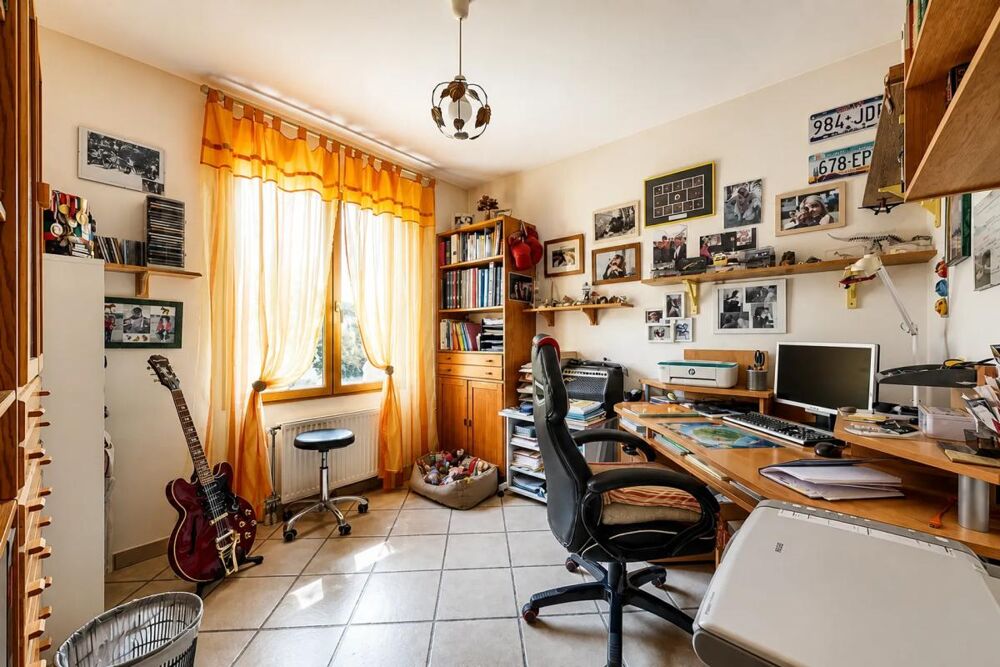 Vente Maison Maison de 5 pièces de 123 m² Loi Carrez 137m² sol à La Genevraye La genevraye