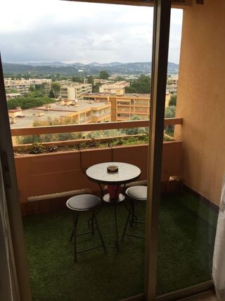  Appartement à louer 1 pièce 25 m²