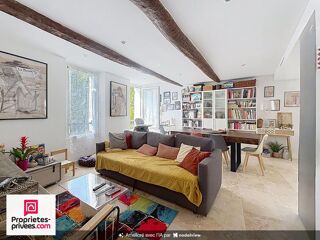 Vente Maison Rians immeuble refait à neuf avec local commercial, studio et T3 Rians