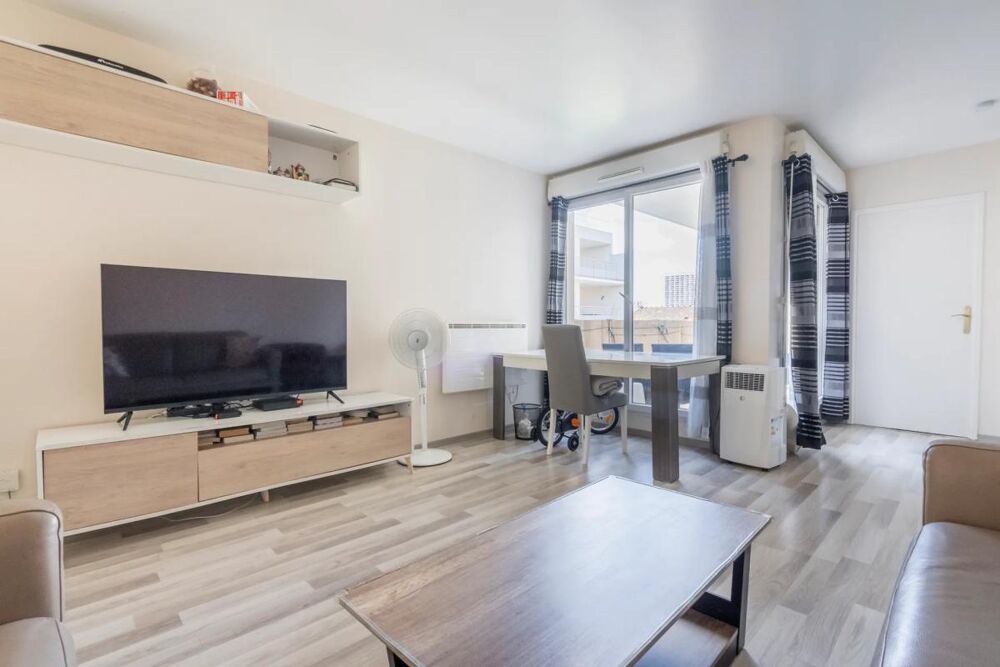 Vente Appartement Appartement 3 pièces de 59 m² à La Courneuve La courneuve