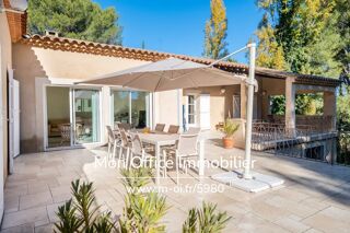  Proprit/chteau  vendre 7 pices 250 m