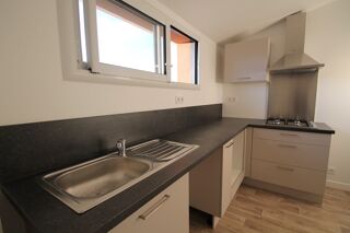 Appartement à louer 4 pièces 86 m²
