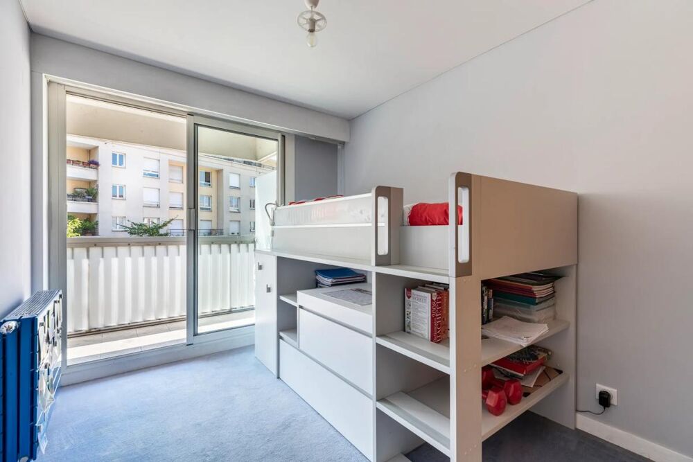 à vendre  Appartement Pantin (93500)