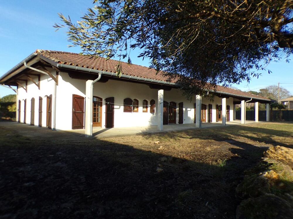 Maison 6 pièces 253 m² · à Soustons · 253 m² · 599 000 €