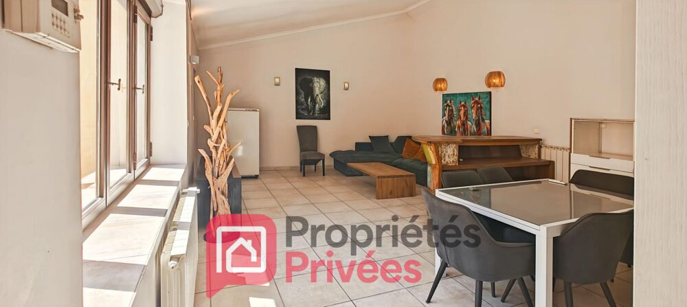 MANDAT EXCLUSIF - Appartement de charme au centre historique de Nîmes - 140m de la Place Aux Herbes - avec ASCENSEUR