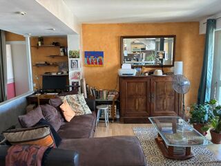  Appartement à louer 2 pièces 56 m²