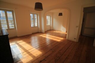  Maison � vendre 8 pi�ces 220 m�