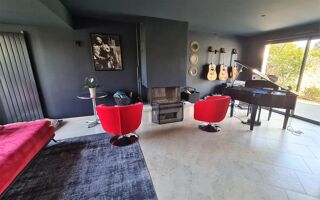  Maison � vendre 9 pi�ces 252 m�