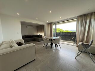  Appartement � vendre 5 pi�ces 92 m�