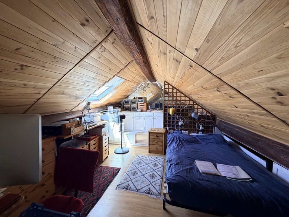 Vente Appartement DIJON COEUR DE VILLE T3 AU 3 EME ET DERNIER ETAGE Dijon