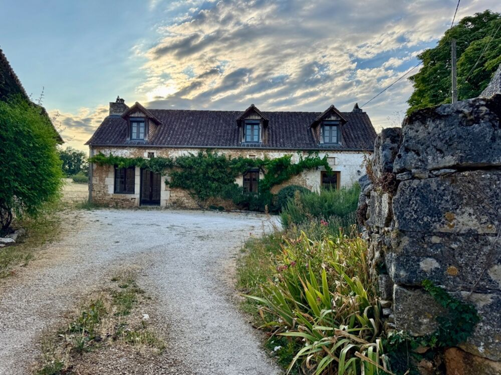 Maison 3 pièces 120 m² · à Savignac les Eglises · 120 m² · 315 000 €