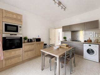  Appartement à louer 4 pièces 108 m²