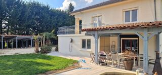  Maison  vendre 8 pices 252 m