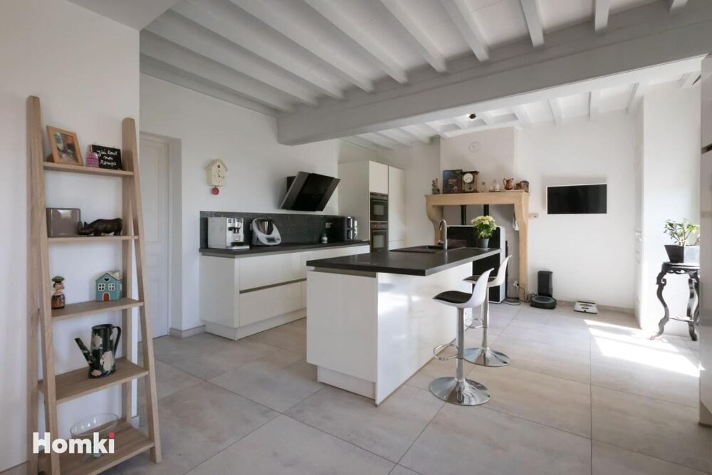 Vente Maison Maison de ville T5 de 215 m2 à Lucenay 69480 Lucenay