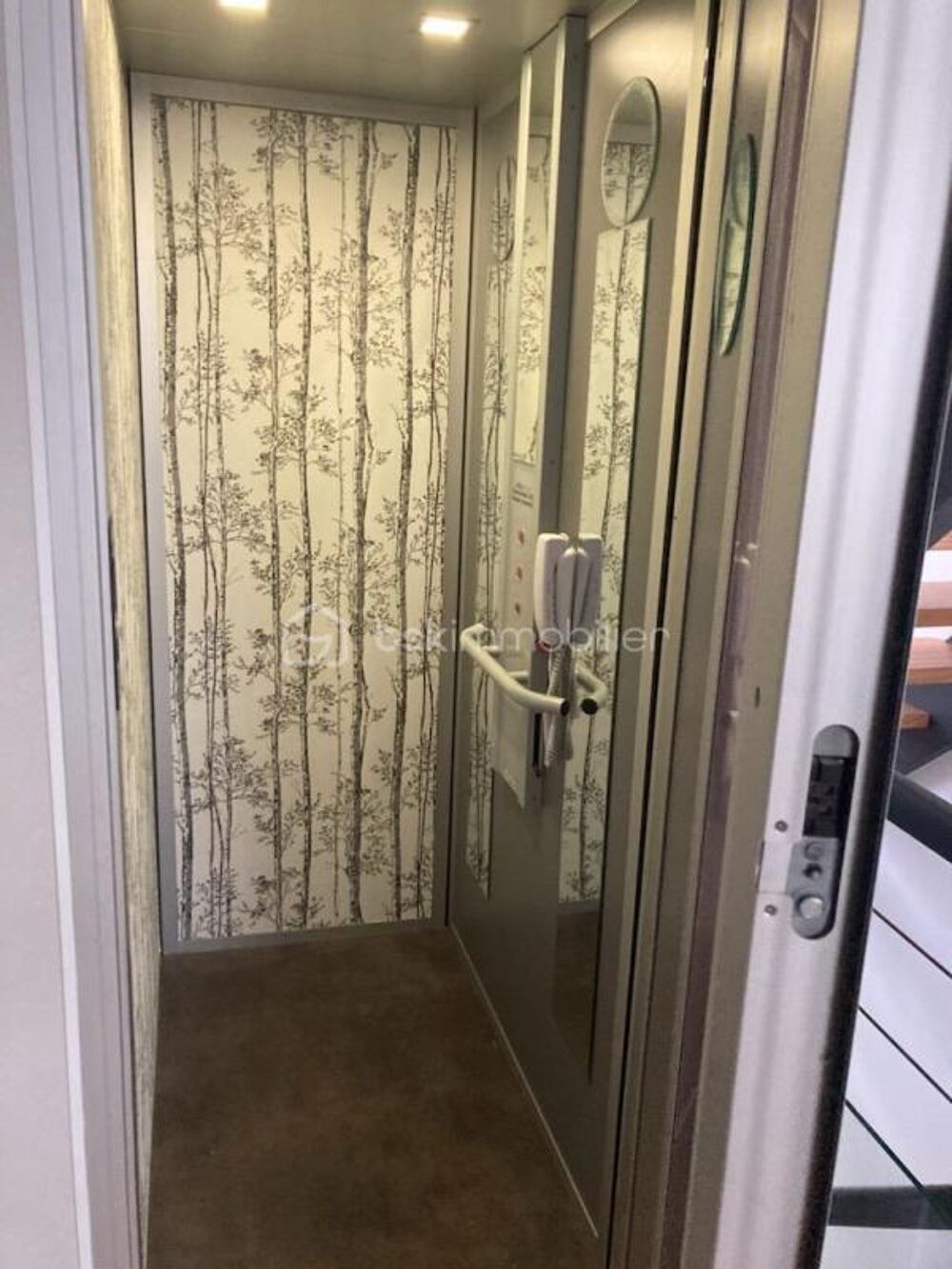 MAISON DE VILLE-AGEN-ASCENSEUR PRIVATIF- 4 CHAMBRES- TERRASSE- BALCON