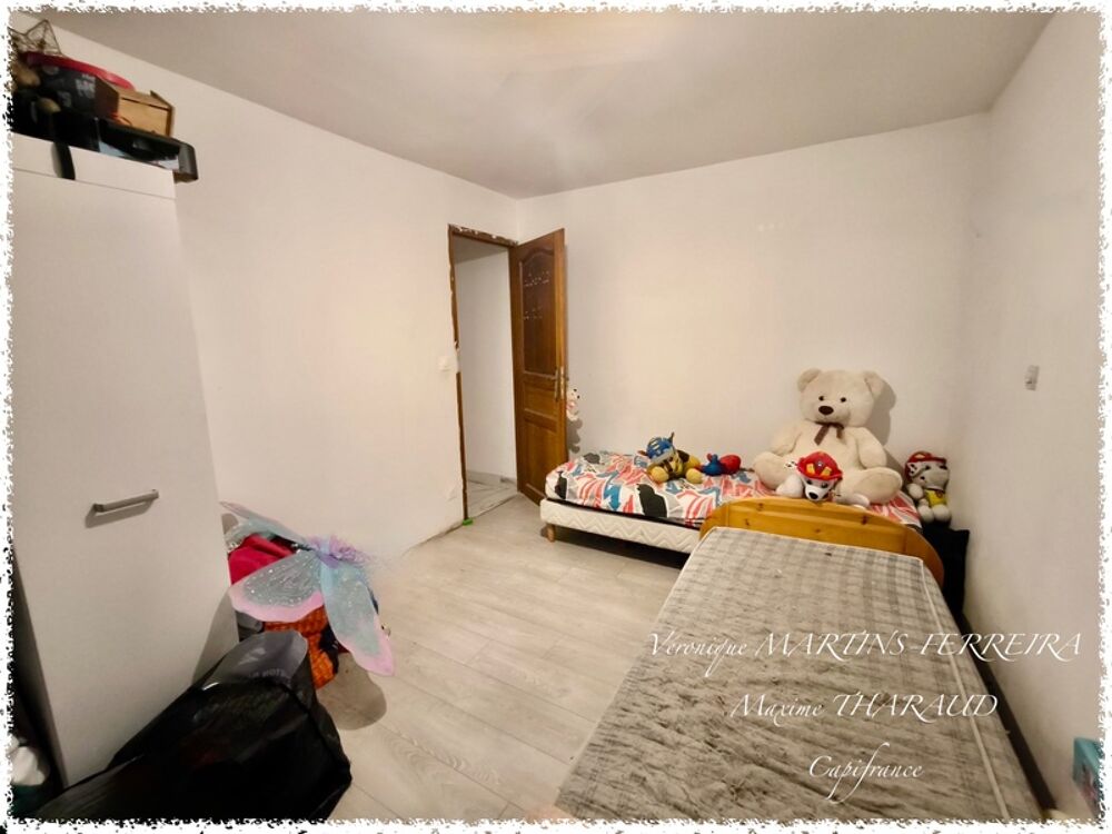 Maison à fort potentiel avec grand terrain  Preuilly (18)