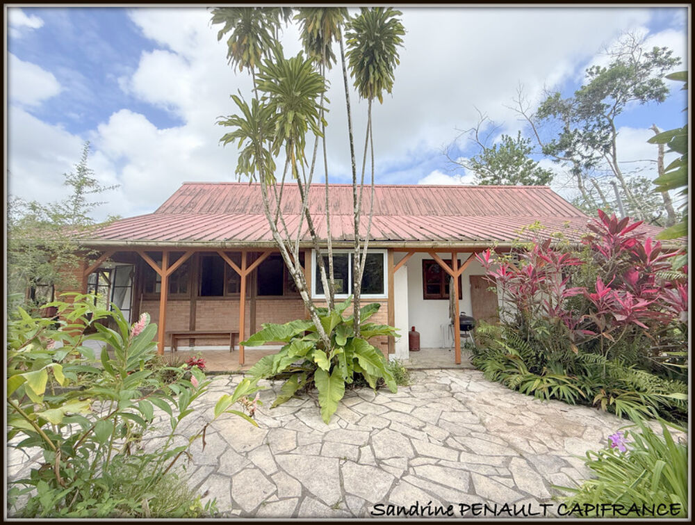 Vente Maison A VENDRE A SINNAMARY UNE MAGNIFIQUE MAISON T6 DE 122 m² SUPERFICIE TERRAIN 3,5 HECTARES - AU PRIX DE 249 000 € Sinnamary
