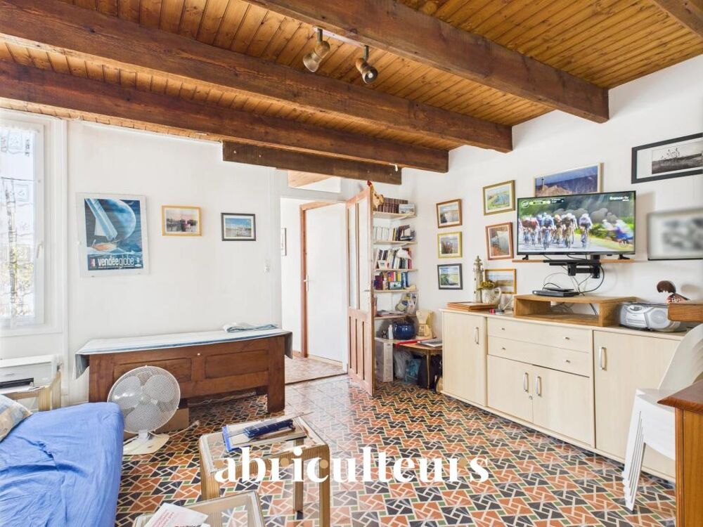 Vente Maison Maison avec grand terrain et dans le centre ville en vente à La Barre-de-Monts (85550) La barre de monts