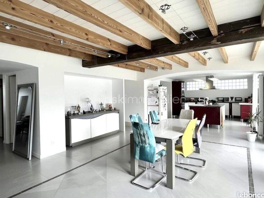 Maison charentaise de 345 m2