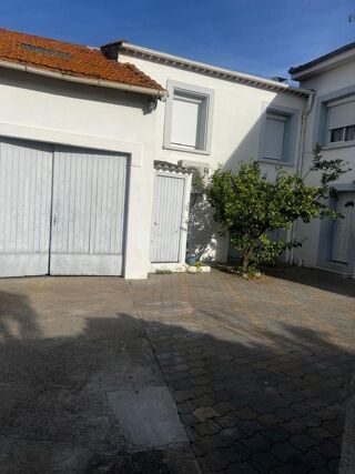  Appartement à louer 2 pièces 39 m²
