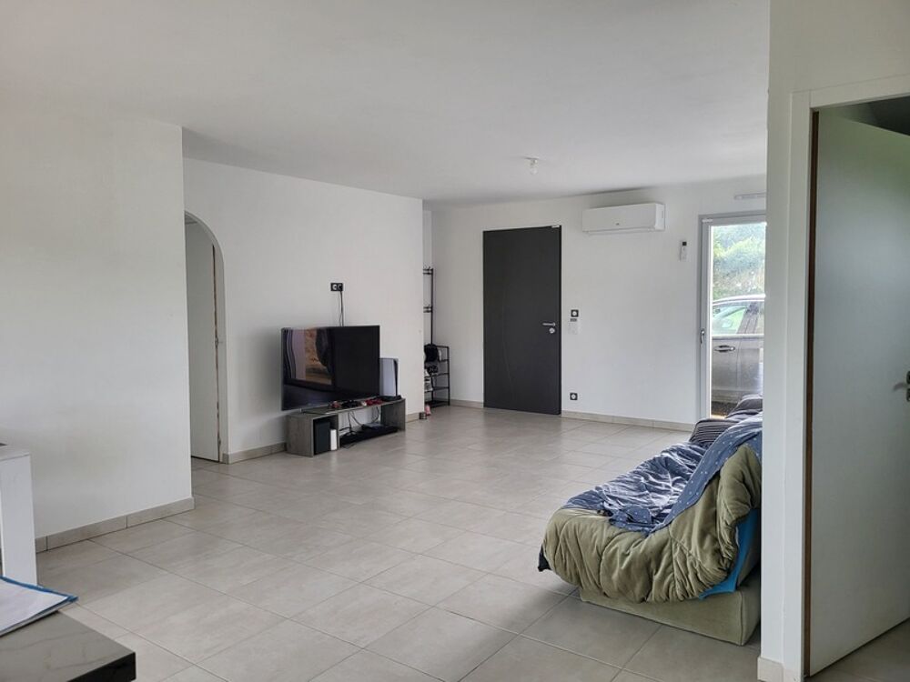Maison à vendre 4 pièces AIRVAULT (79) Terrain 717 m²