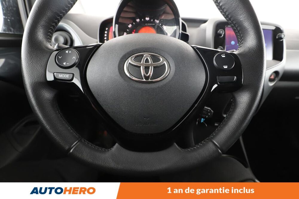 Aygo 1.0 VVT-i X-Play 5P 72 ch 2021 occasion 92130 Issy-les-Moulineaux
