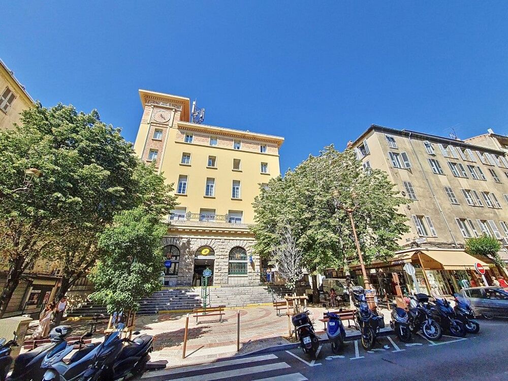 F3/4 CENTRE VILLE