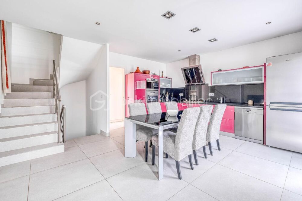 Maison familiale contemporaine avec terrasse et confort premium  Champigny-sur-Marne