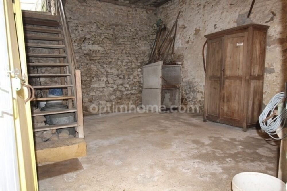 Vente Maison Donnemarie Dontilly, maison de ville avec jardin, 2 granges et garage Donnemarie dontilly