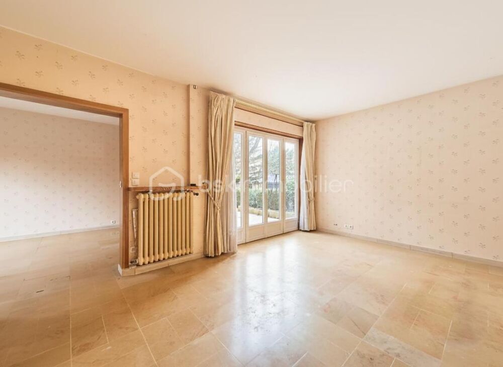 À vendre  Maison familiale avec sous-sol total à Gagny  Quartier pavillonnaire recherché