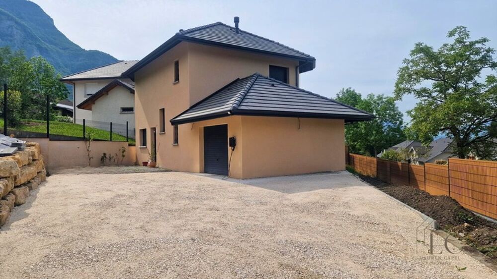 Maison contemporaine très récente de 98m²