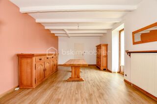  Maison  vendre 6 pices 260 m