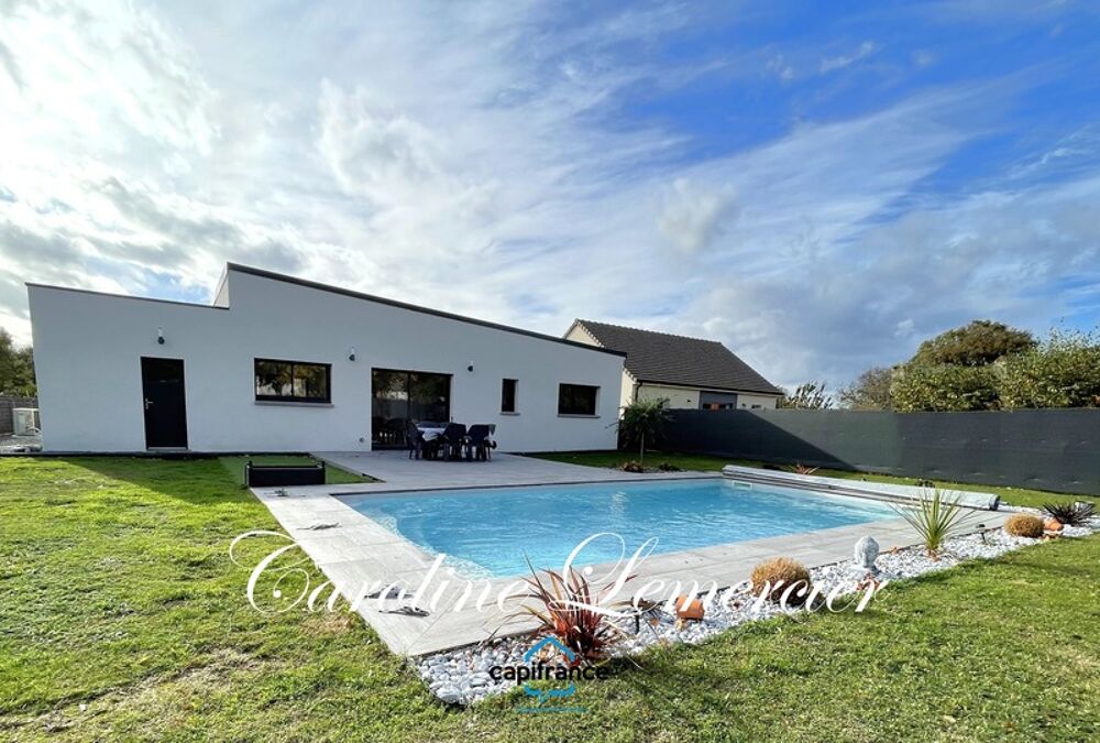 Vente Maison Maison � vendre 4 pi�ces  (72)Maison contemporaine � toit plat 98 m� habitables, 3 chambres, terrain de 700 m�, piscine chauff�e La ferte bernard