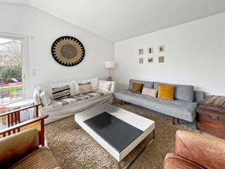  Maison à louer 5 pièces 181 m²