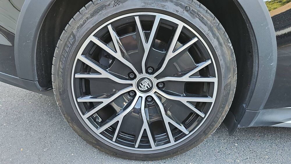 Taycan 4S I 476 93 kWh Cross Turismo 2021 occasion 95370 Montigny Les Cormeilles