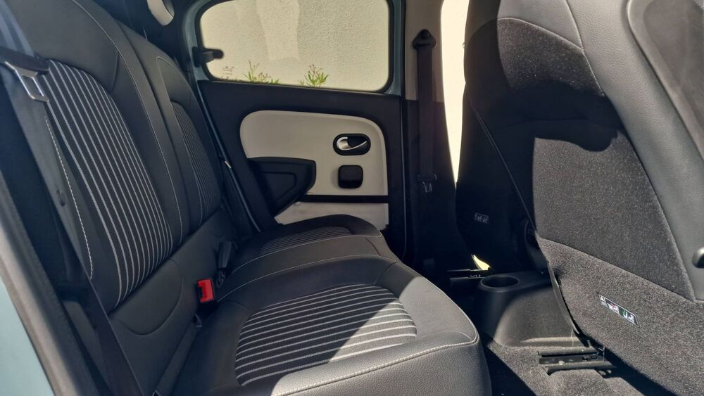 Twingo III 0.9 TCe 95 Intens - Entretien constructeur 2019 occasion 77144 Montevrain