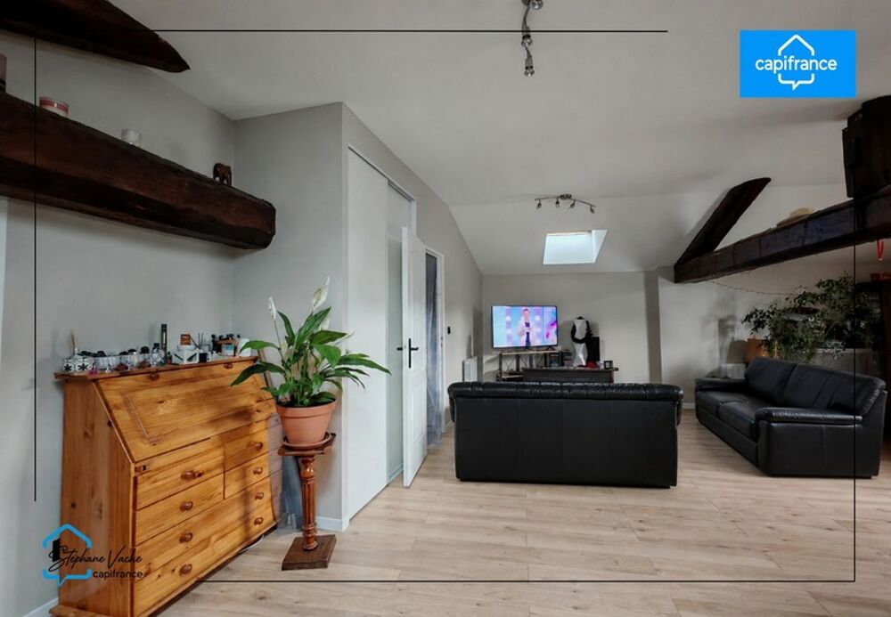 Appartement F3, 95m2, 2 places de parking , terrain 100m2