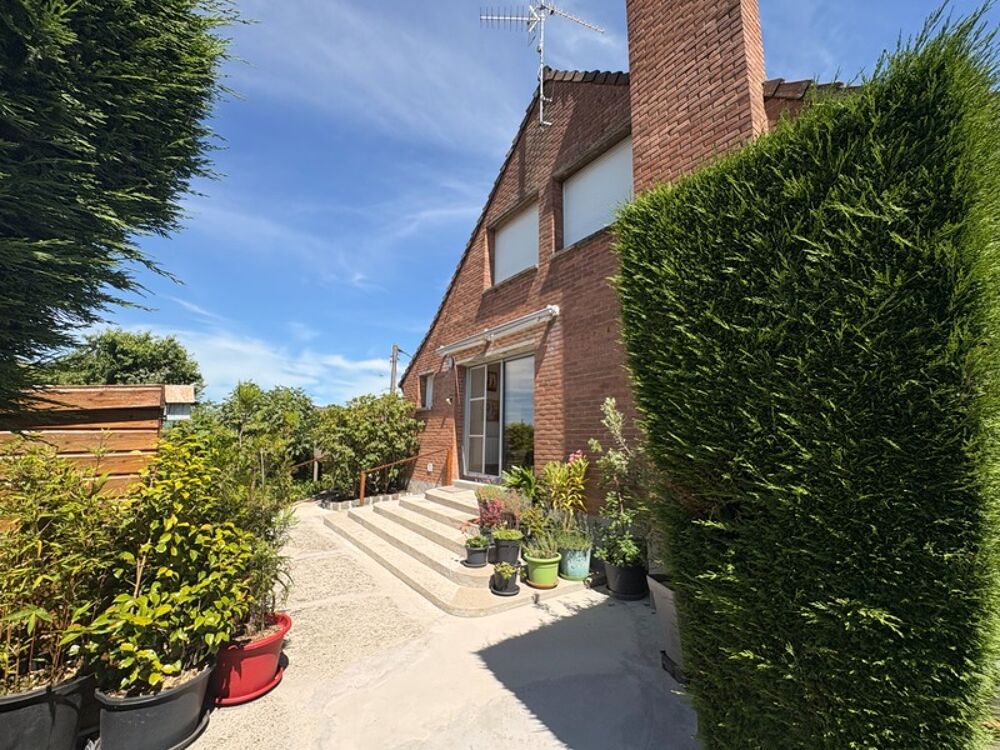 Nouveauté et en exclusivité, Ennevelin, Grande maison familiale avec une magnifique vue sur la campagne