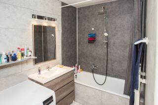  Appartement  vendre 4 pices 70 m