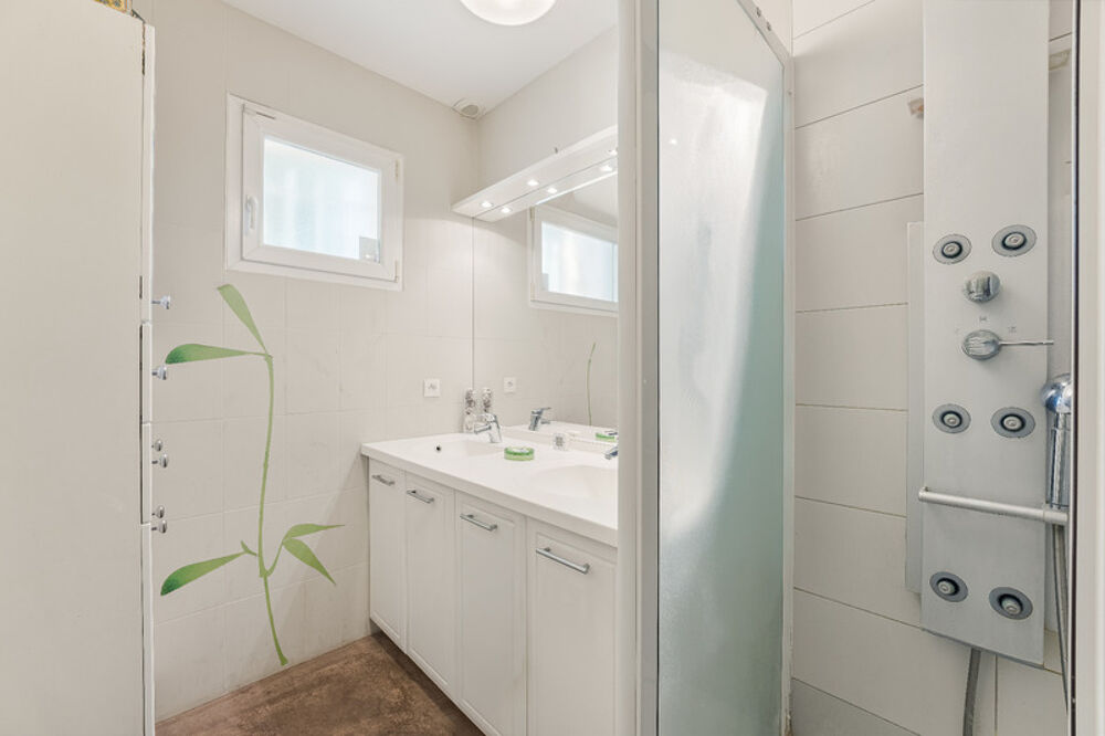 � vendre  Maison Ornex (01210)