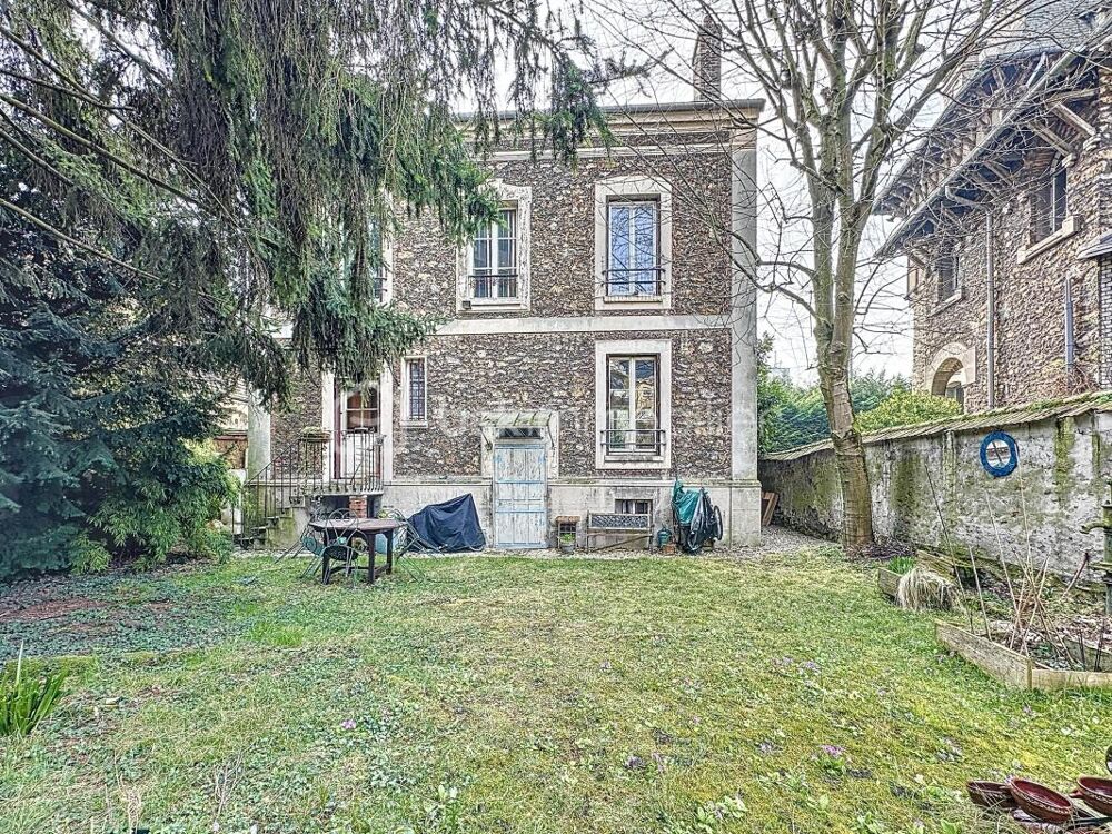 Maison 7 pièces 140 m² · à Corbeil Essonnes · 140 m² · 310 000 €