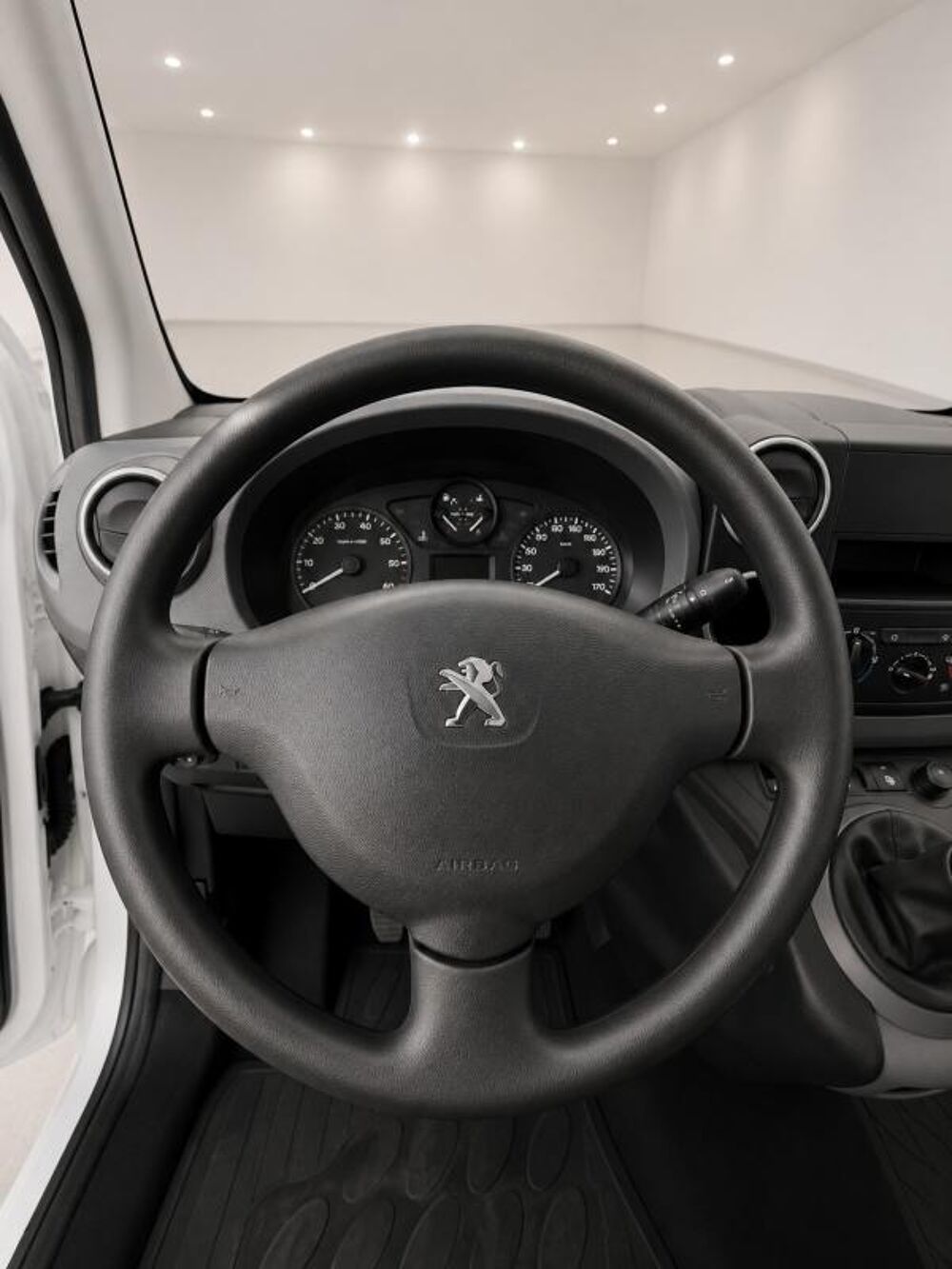 Partner 1&deg; Main / 1.6L B HDI 75cv Pack PRO Seulement 7 200km ! idem 2019 occasion 60430 Abbecourt