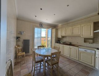  Maison � vendre 10 pi�ces 239 m�