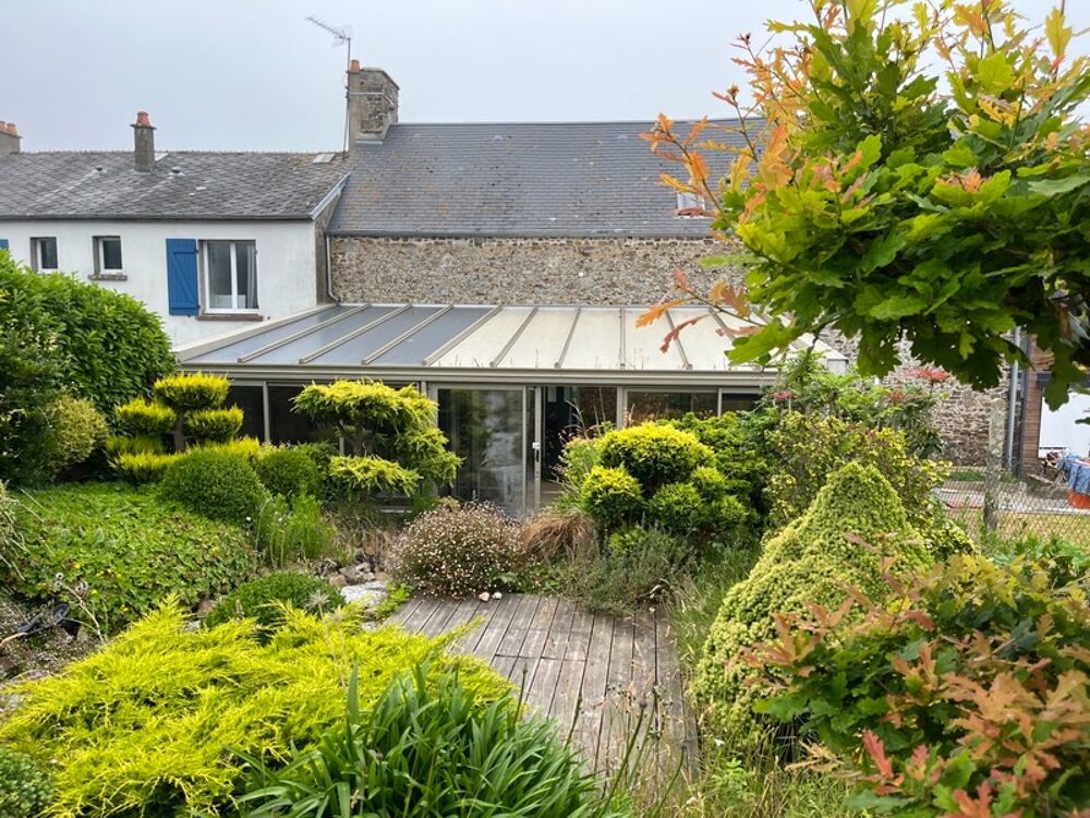 Vente Maison À seulement 5 km de Barneville-Carteret, charmante maison en pierre avec jardin arboré Barneville carteret