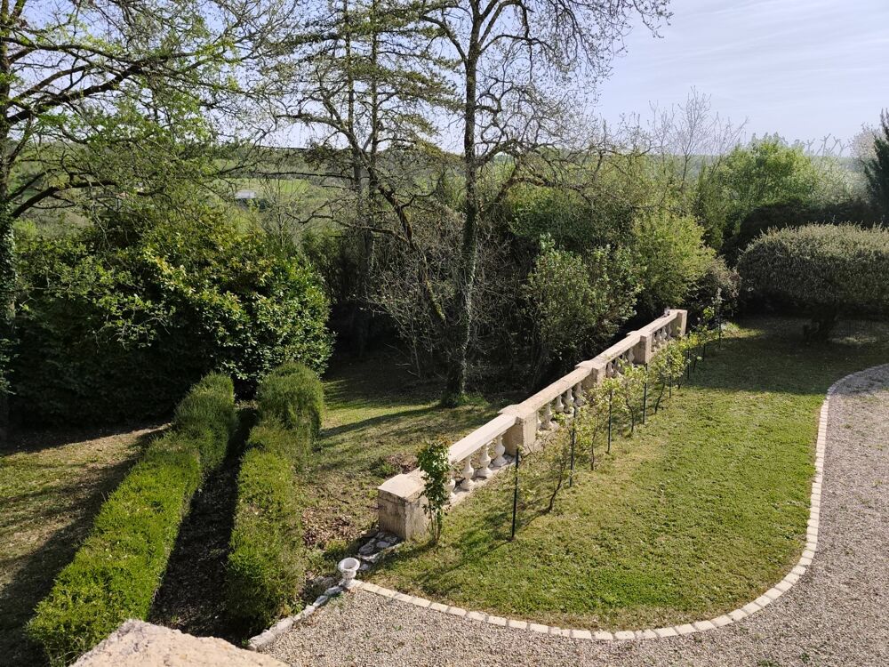 Vente Maison Maison à vendre 7 pièces VOEUIL ET GIGET (16) Voeuil et giget