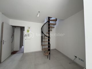  Duplex/triplex à louer 2 pièces 23 m²