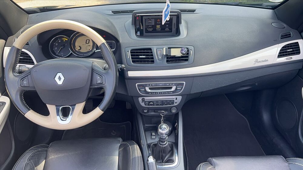 M&eacute;gane Coup&eacute; III 1.6 dCi Energy 130 Floride - Toit ouvrant 2013 occasion 88000 Epinal