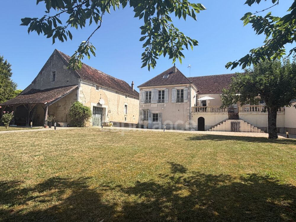Maison à vendre 6 pièces ESCOLIVES SAINTE CAMILLE (89) de 211 M2 chambres Cave Dépendances Terrain Étang