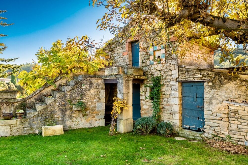 Dpt Vaucluse (84), à vendre en campagne de MENERBES, proche de Gordes et de l'Isle sur la Sorgue, Propriété de près de 2 ha avec