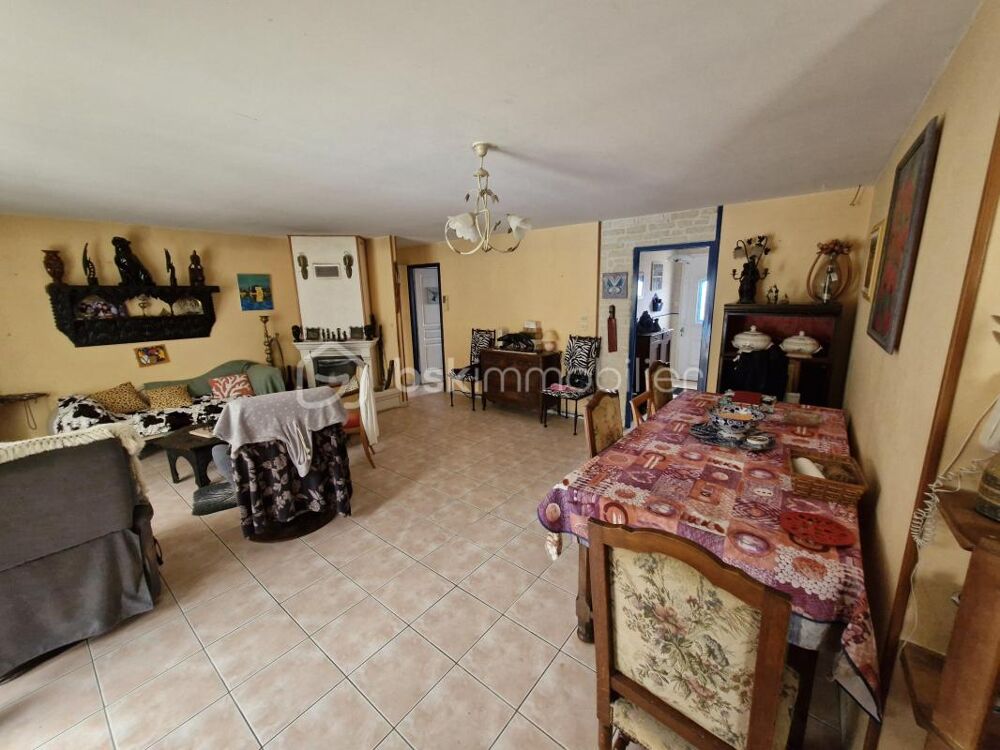 Charmante maison de 112m2 sur son terrain clos de 757m2 avec piscine dans un environnement calme à Saint-Georges-d'Oléron